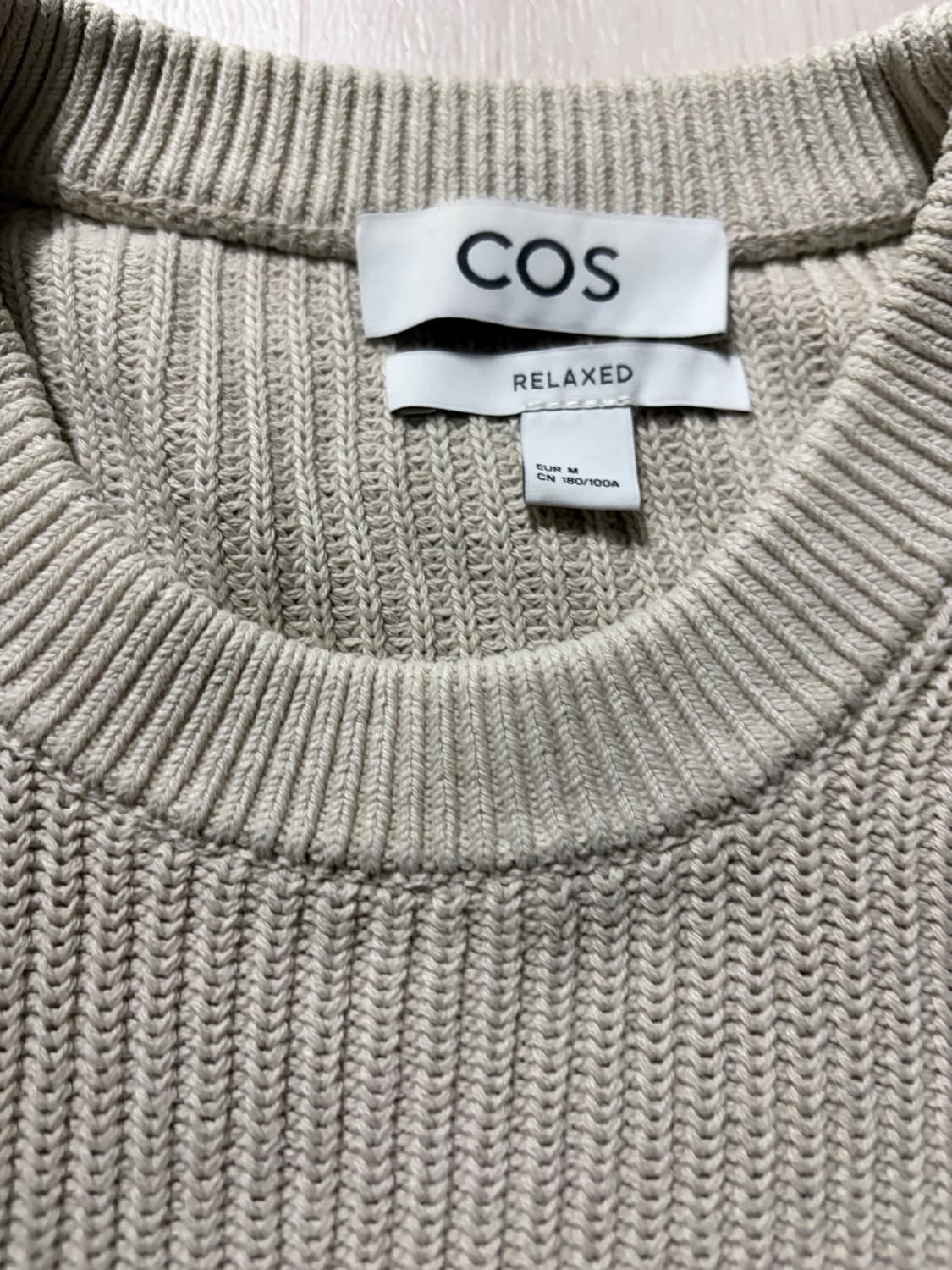 COS 스톤 워시드 니트 릴렉스핏 M사이즈 상품이미지3