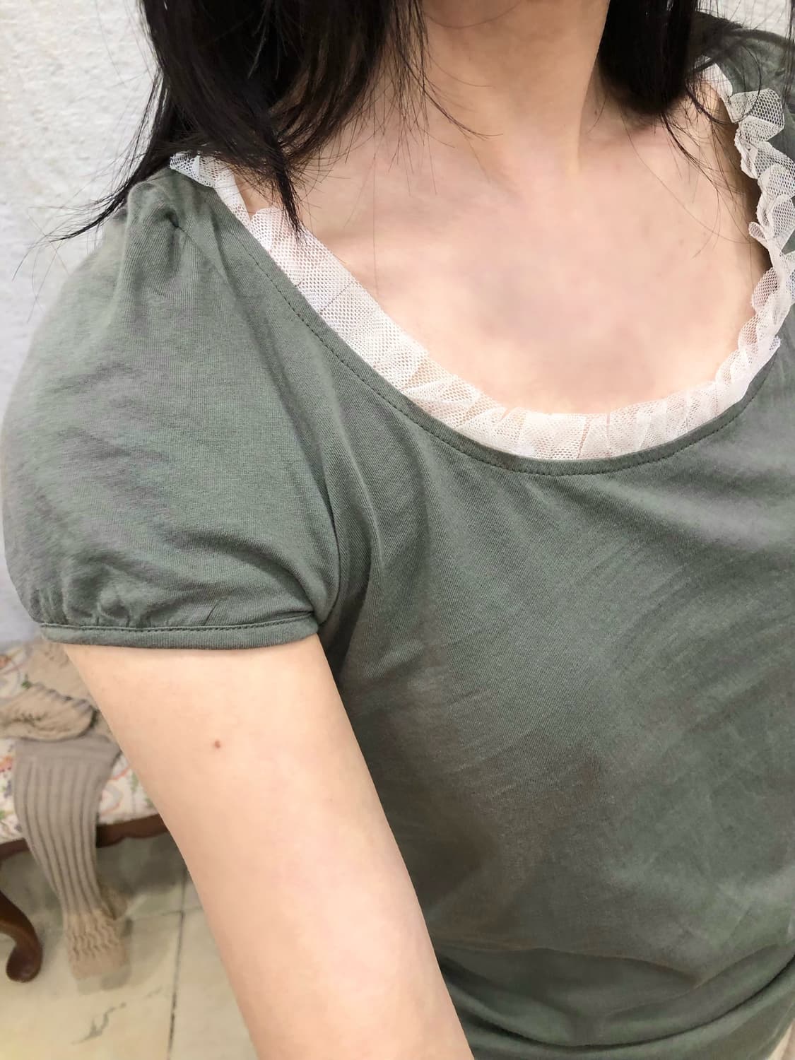 lace detail top 상품이미지1