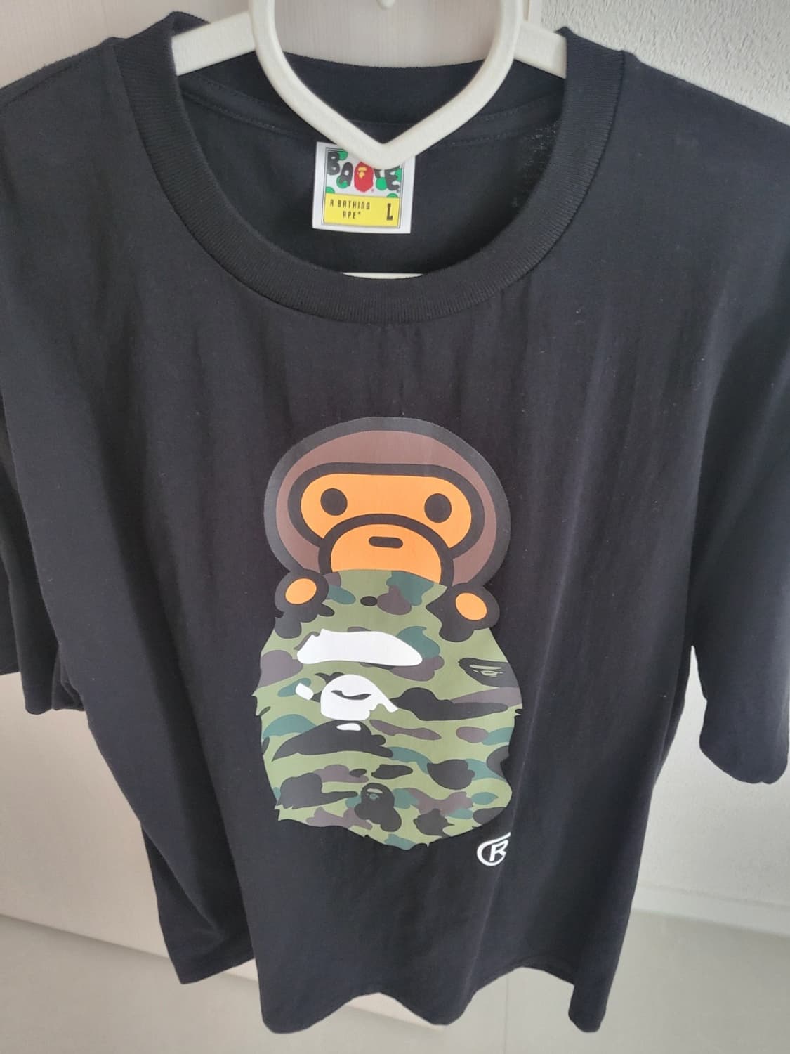 BAPE 1st Camo Milo on Ape Head T-Shirt 상품이미지2