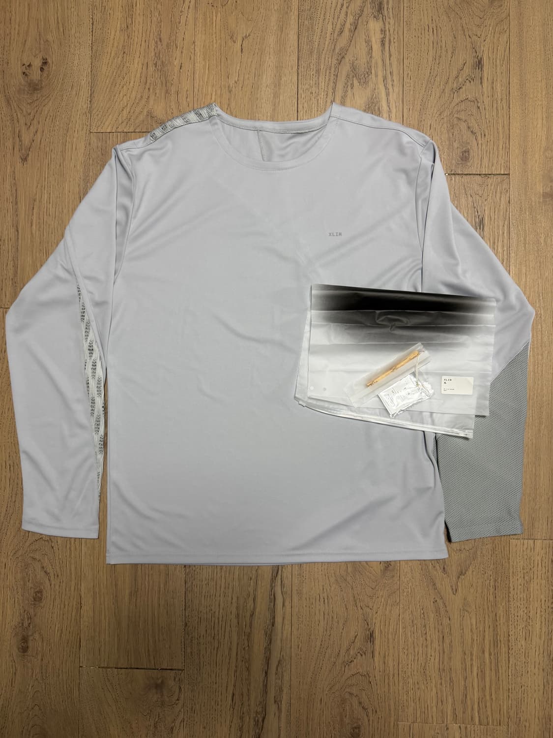 XLIM EP.6 01 SLEEVE GRAY 상품이미지1