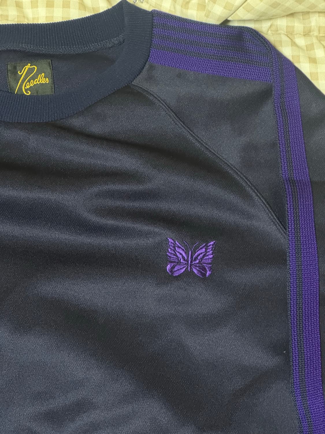 니들스 크루넥 네이비 L 판매합니다 상품이미지3