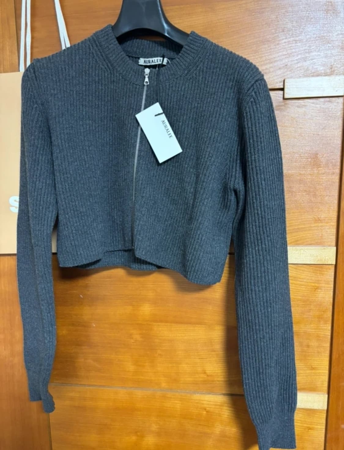 오라리 니트 집업 상품이미지1