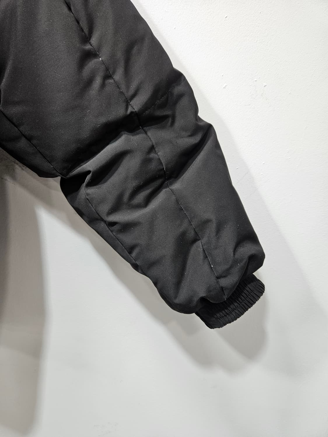 필루미네이트 블랙 푸퍼 오리털 패딩 점퍼  상품이미지8