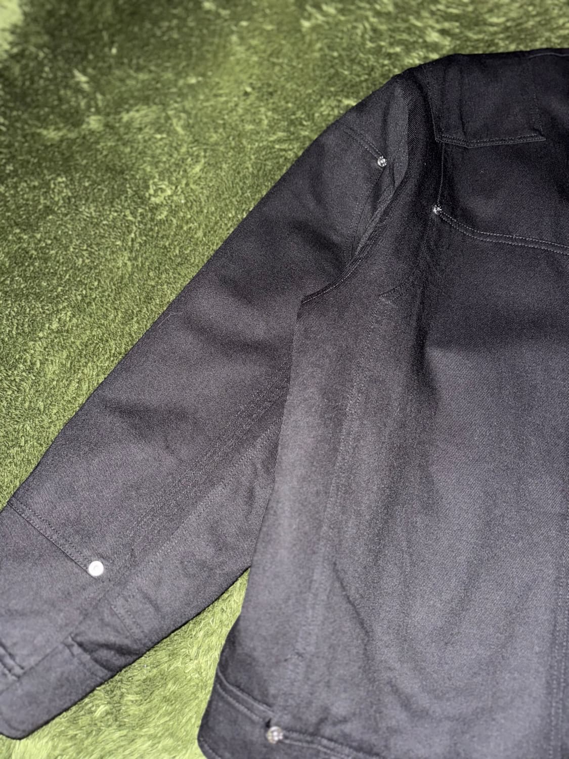 [XL] IISE 이세 21FW 퀼티드 리벳 자켓 블랙 (뱃지 동봉) 상품이미지3