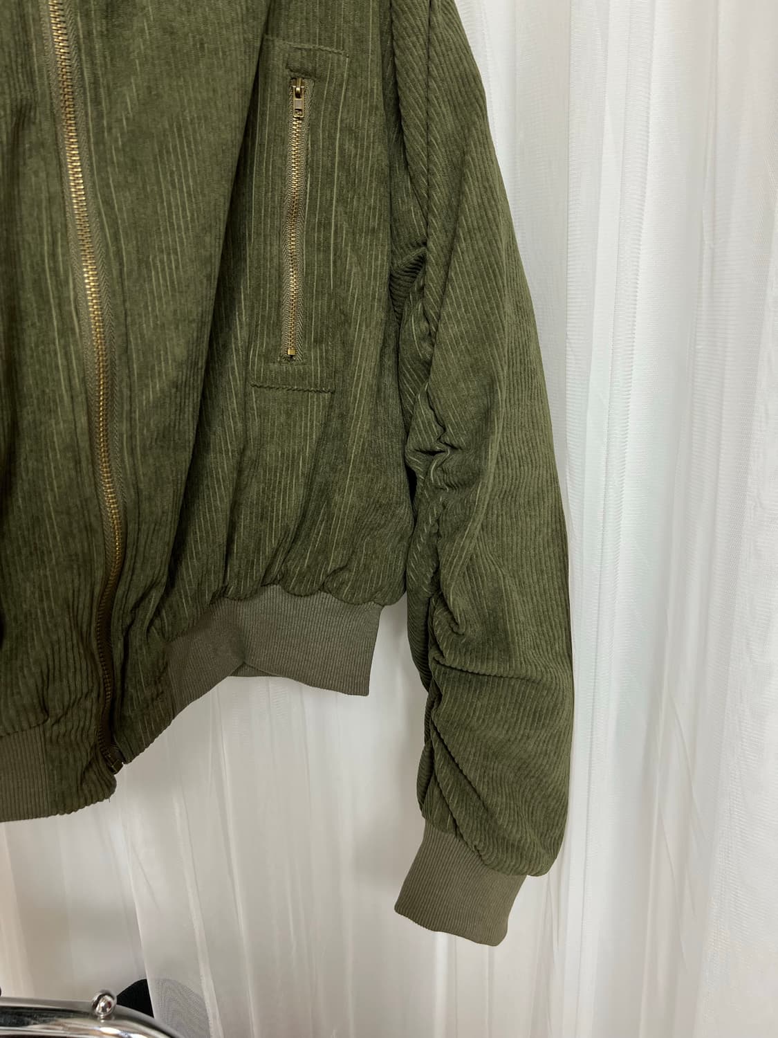 [새상품]항공 골덴 셔링봄버 자켓 카키 블랙 상품이미지4