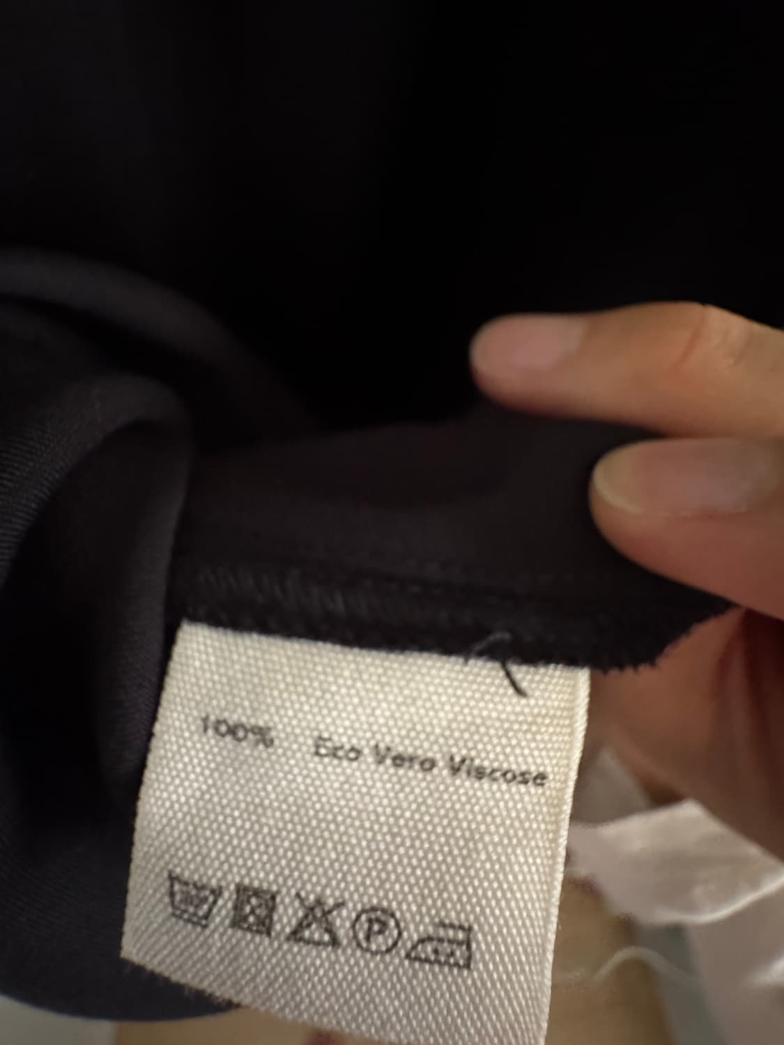 baserange silky black skirt 상품이미지3