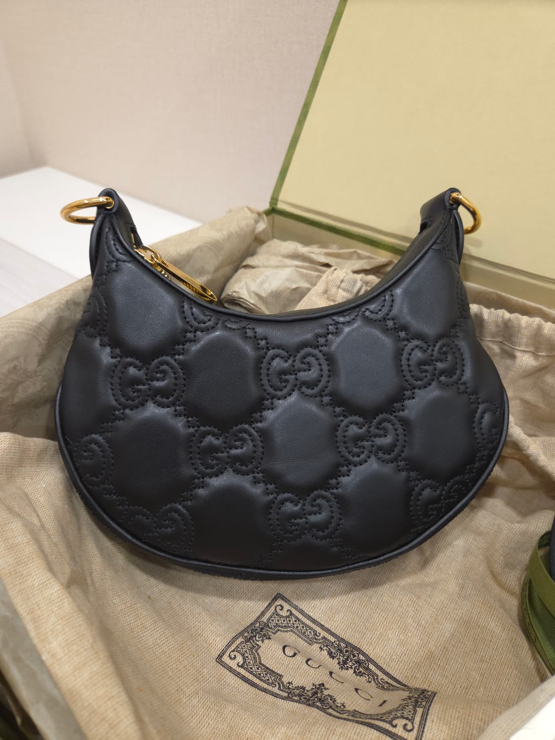 구찌 GG 마틀라세 미니백 블랙 레더 상품이미지4