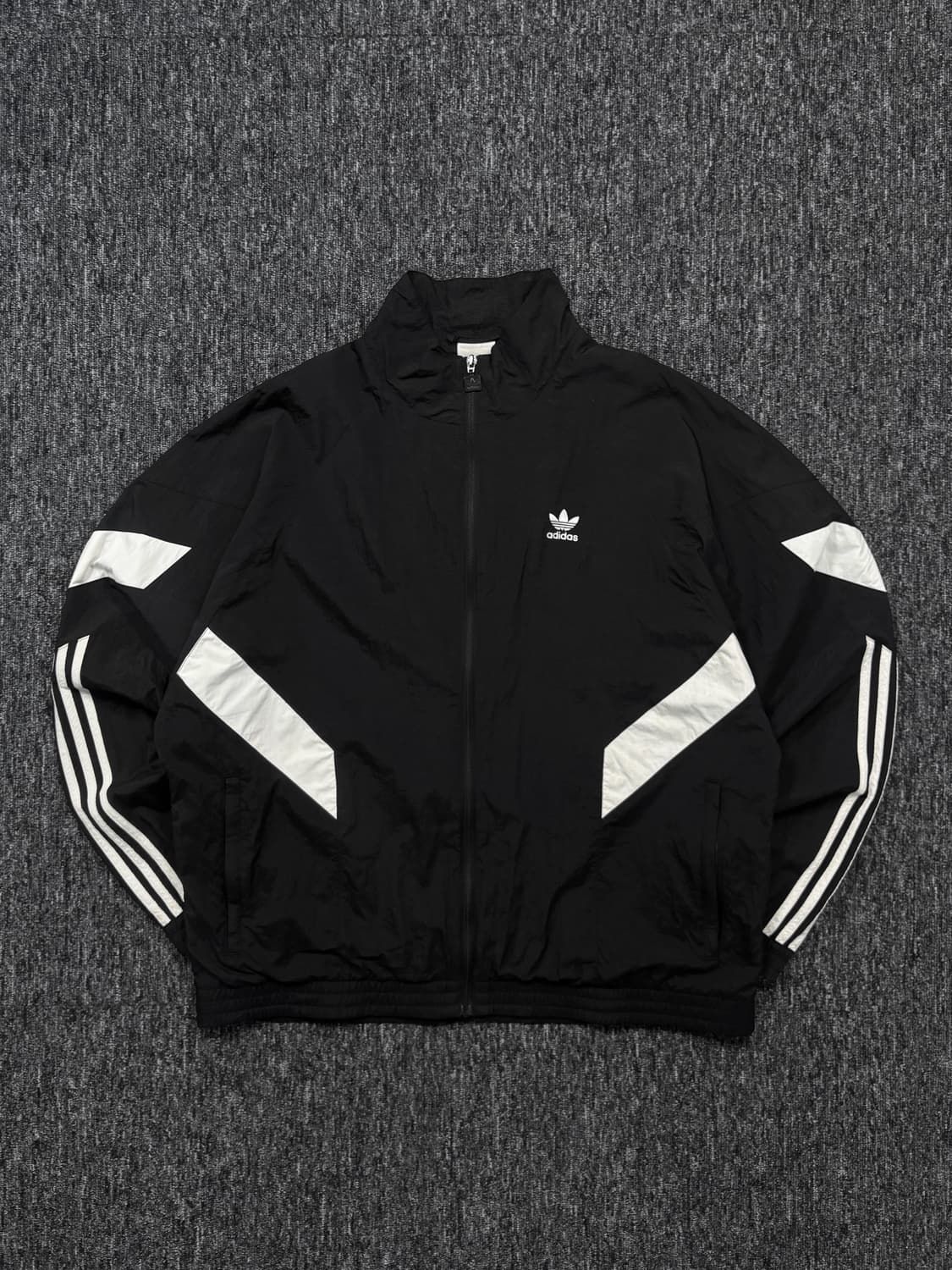 아디다스 리카이브 우븐 바람막이 트랙 자켓 상품이미지4