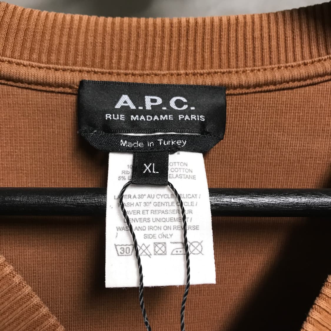 APC 아페쎄 맨투맨 브라운 XL 상품이미지4