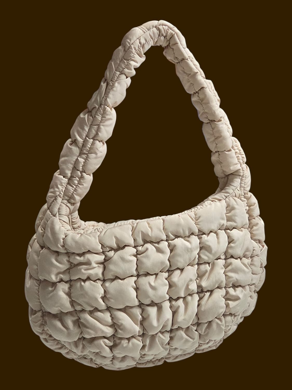 코스 베이지 퀄팅 패딩 숄더백 상품이미지1