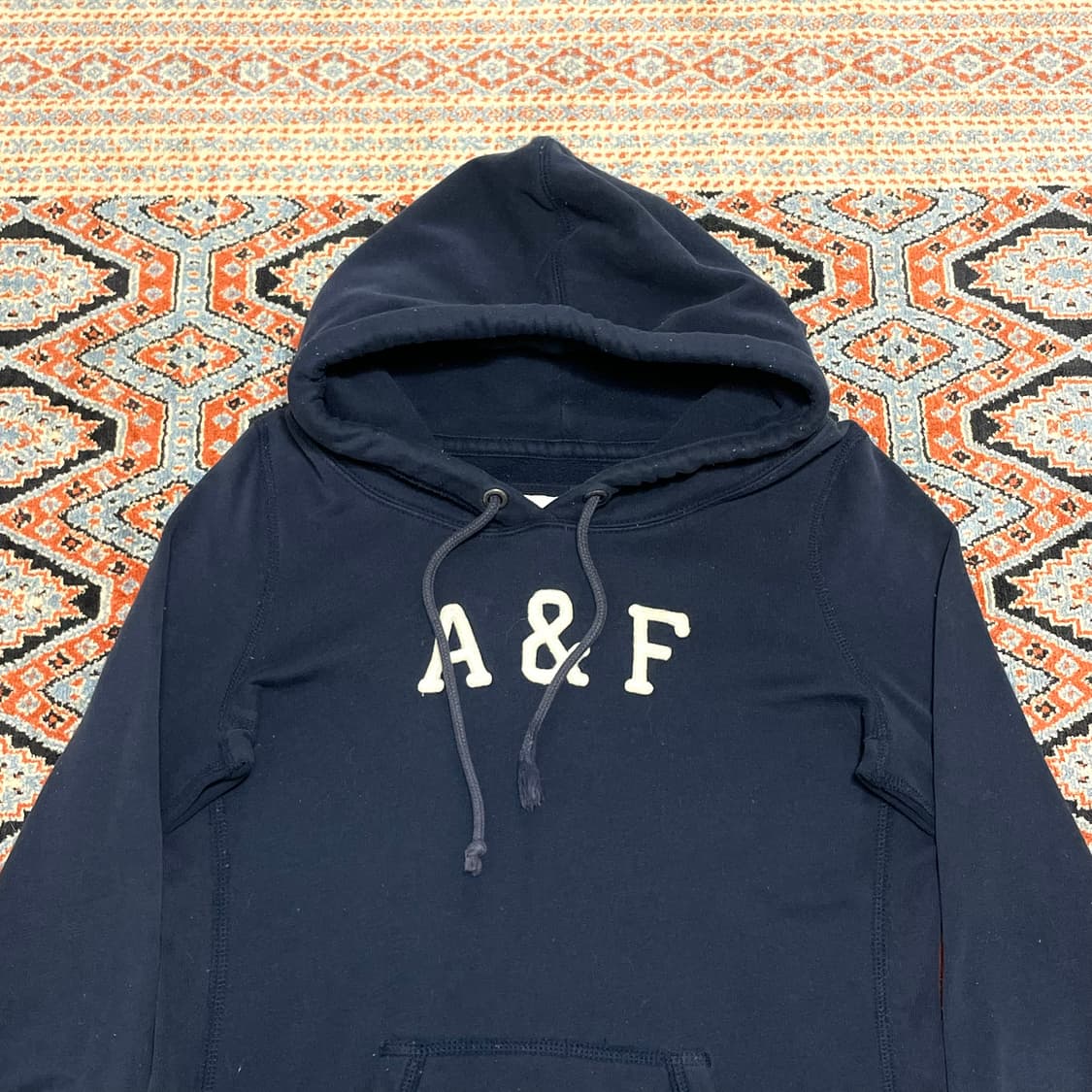 아베크롬비 스펠로고 네이비 후드티셔츠 여성M  상품이미지2