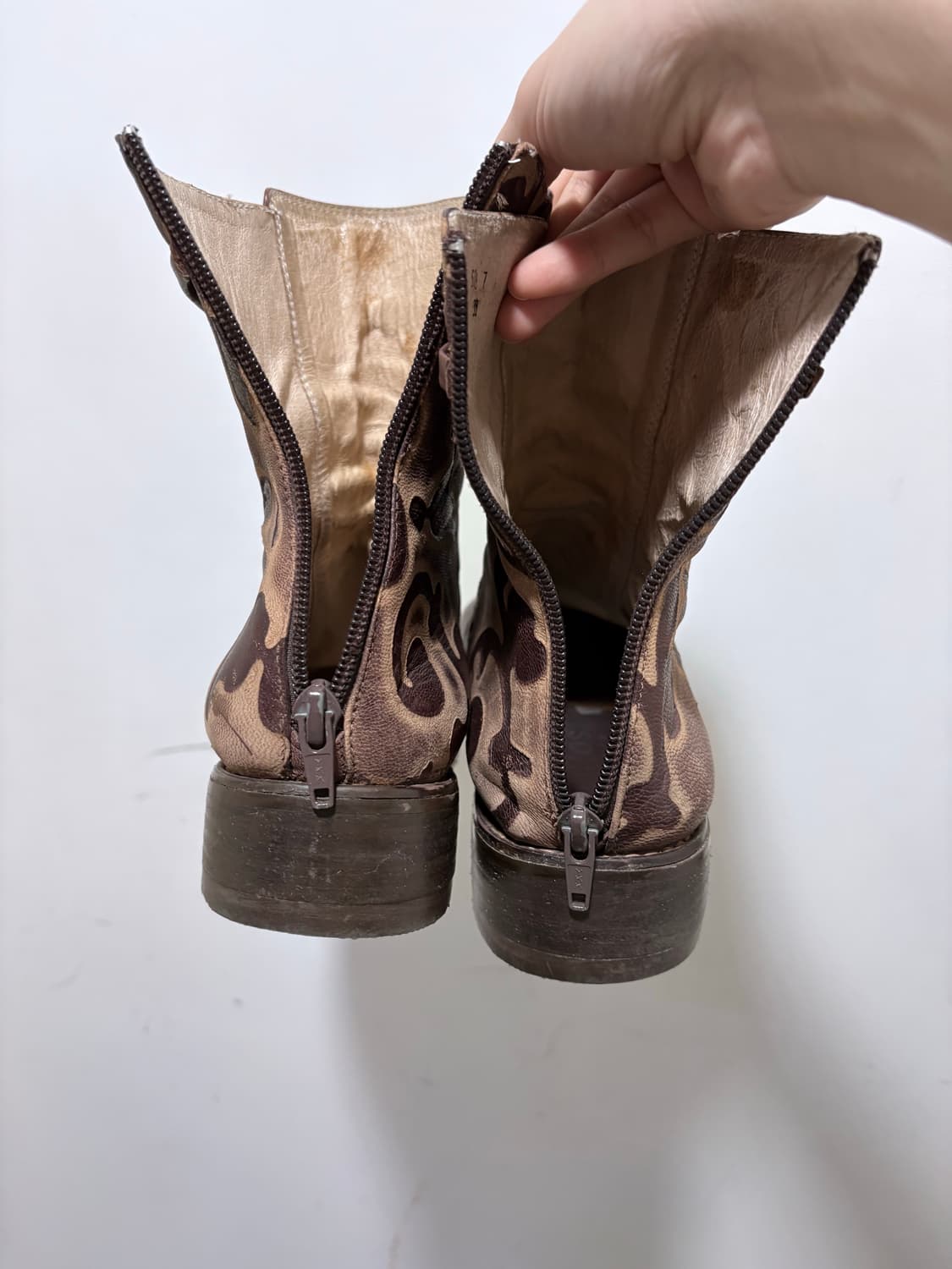 카모 레더 빈티지 앵클 부츠 상품이미지2