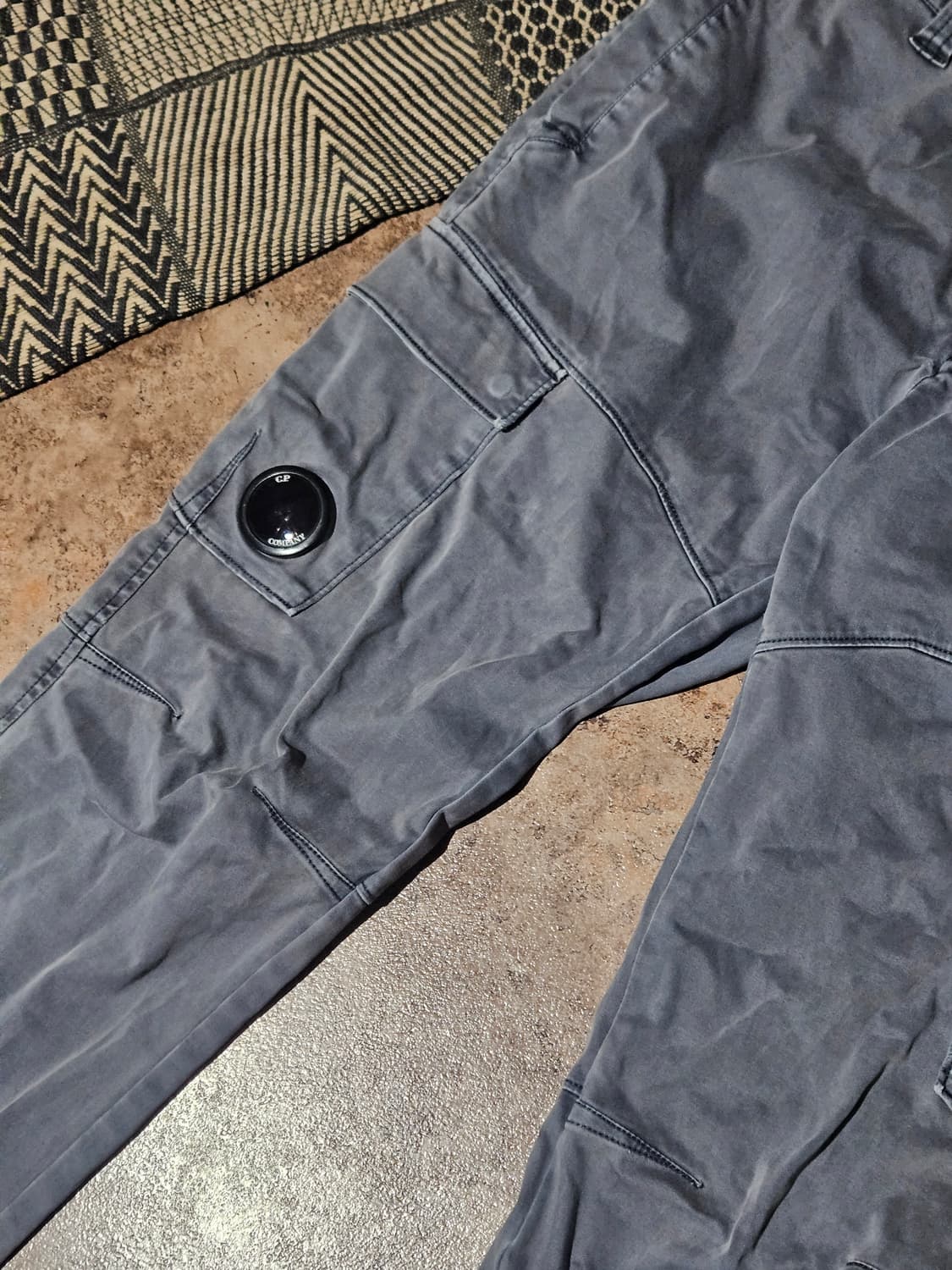 CP Company 렌즈 카고팬츠 상품이미지4