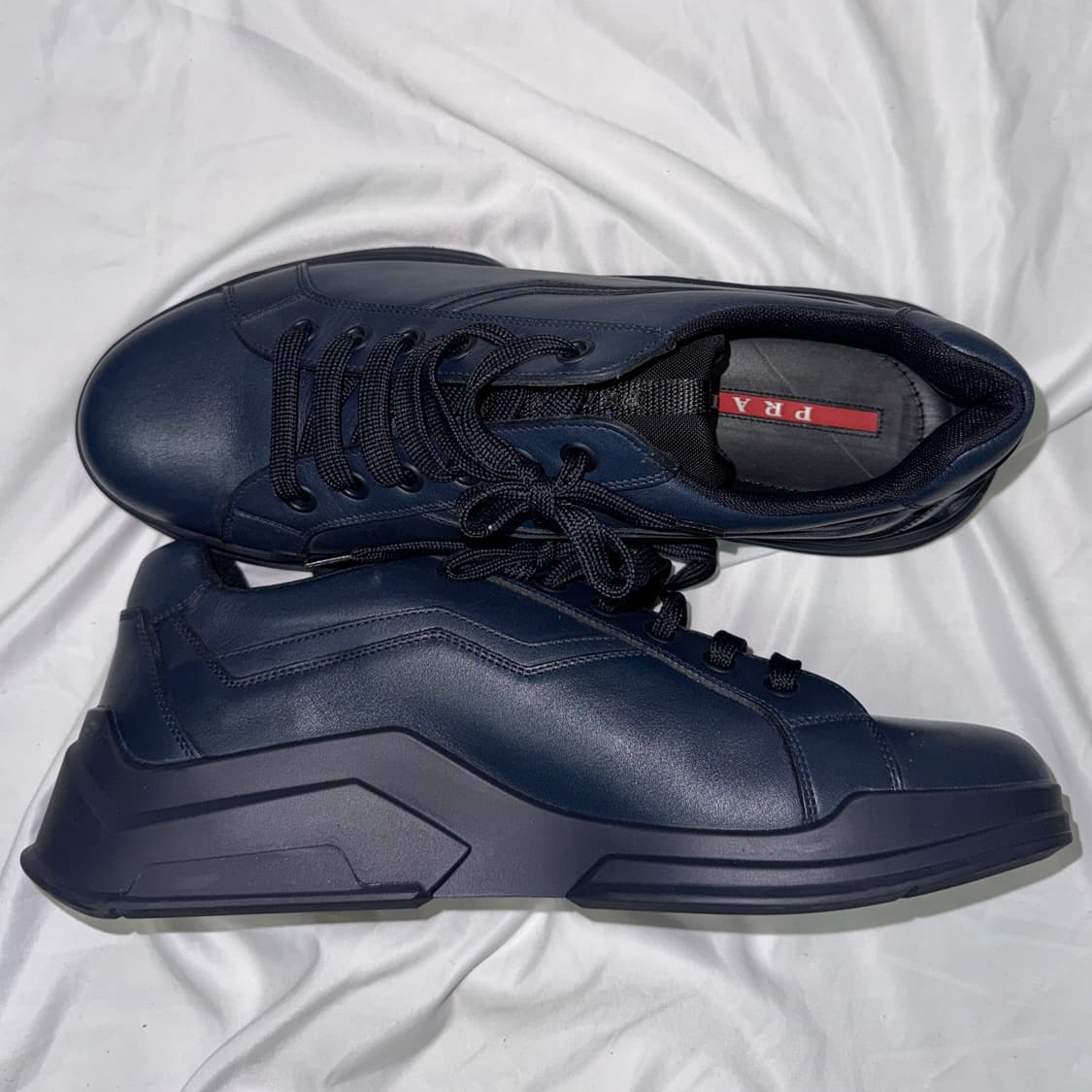 프라다 스포츠 레더 스니커즈 상품이미지2