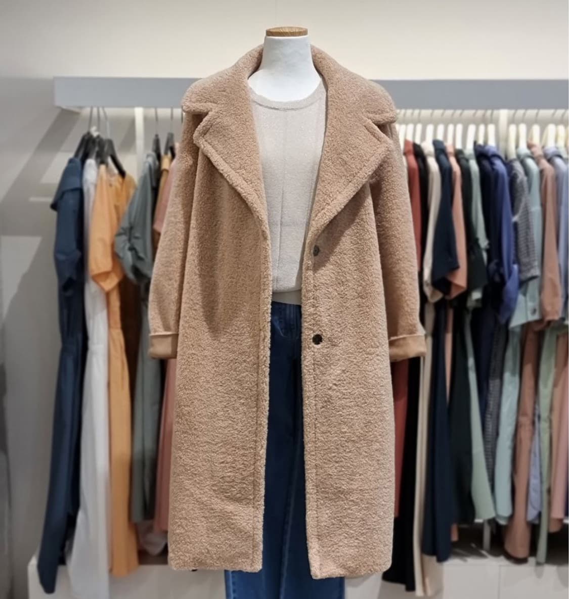 더아이잗(The izzat) 리버시블 테디베어코트 55-66 상품이미지1