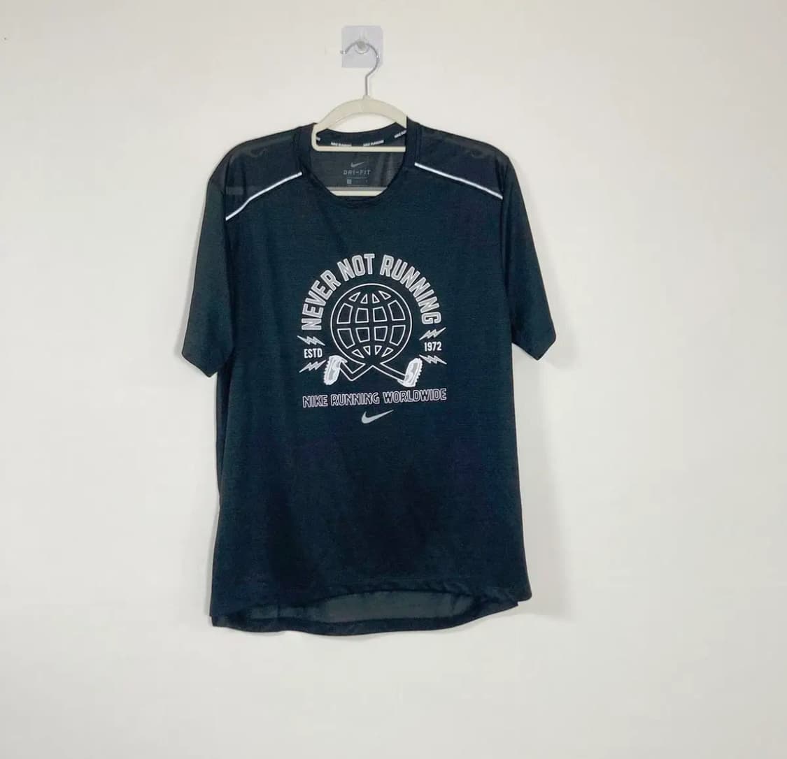 나이키 남성러닝반팔티셔츠 L 호호상점 상품이미지1