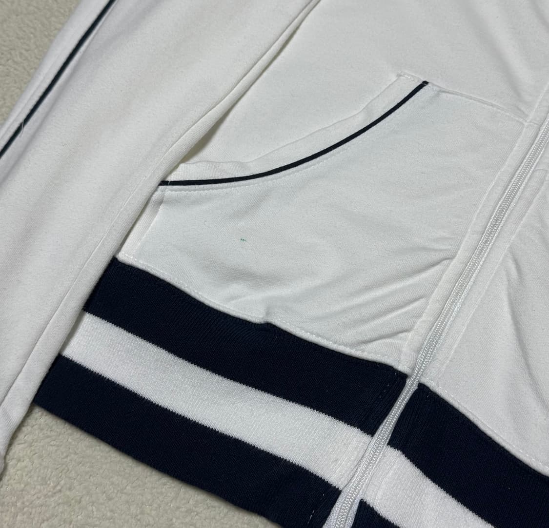 나이키 00s 올드스쿨 세미크롭 화이트 네이비 면집업 상품이미지5