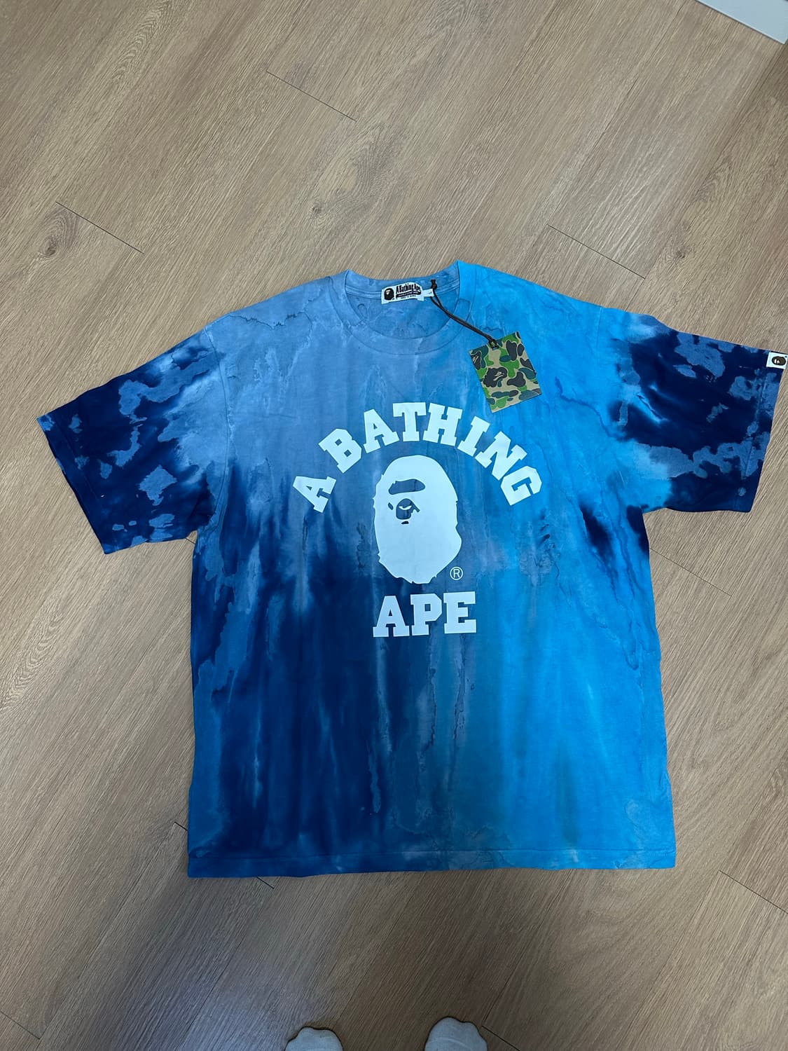BAPE Ice Dye College Relaxed Fit T-Shirt 상품이미지1