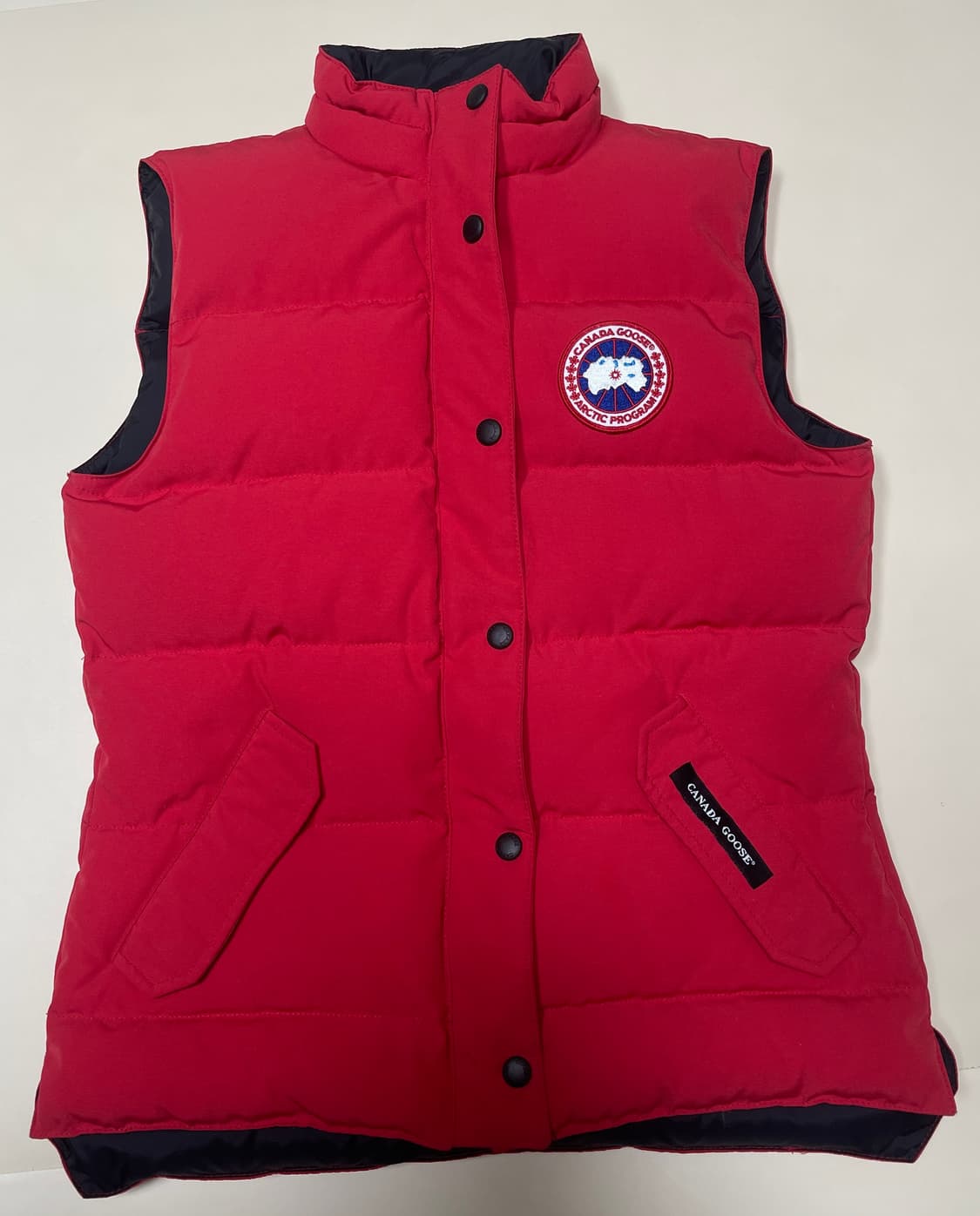 정품)캐나다구스 패딩 조끼 레드 상품이미지1
