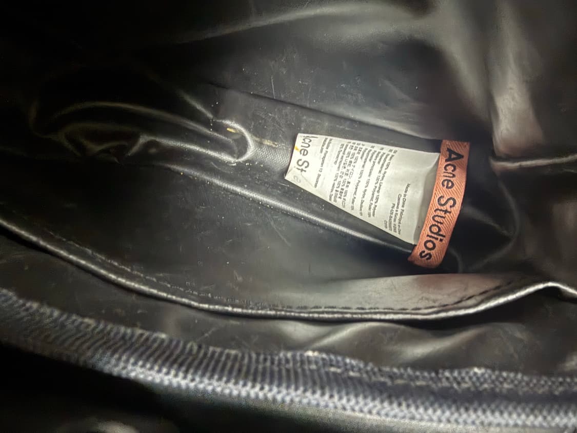 아크네스튜디오 메신저백 스몰 상품이미지5