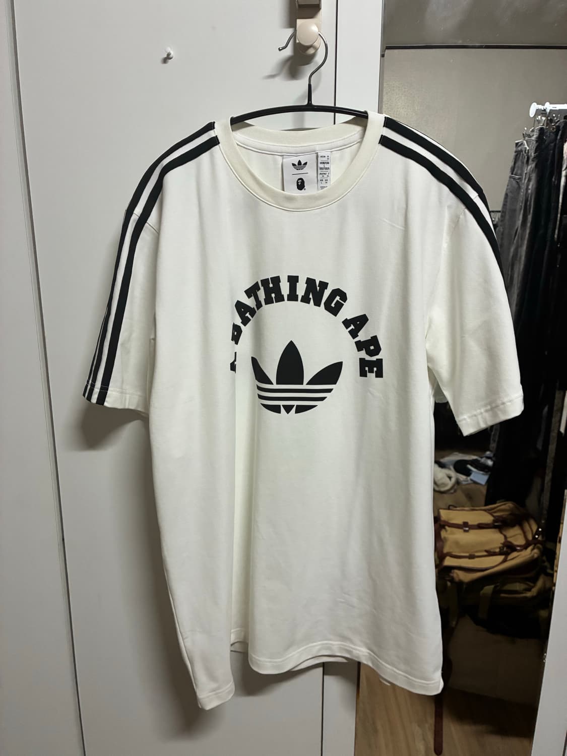 [새상품] 베이프 X 아디다스 티셔츠 L/100 상품이미지1