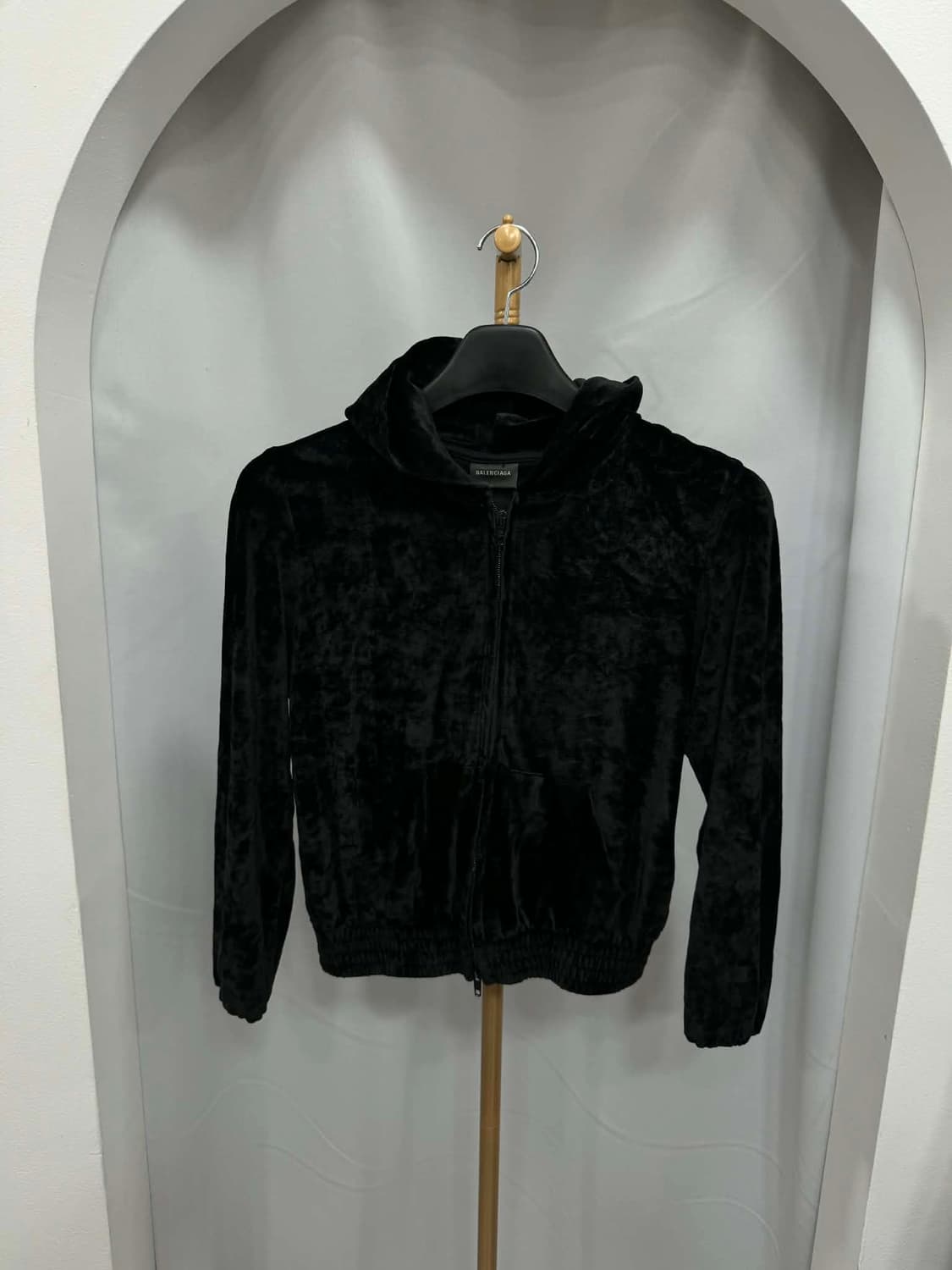 새상품급 백화점판 발렌시아가 BB 파리 벨벳 후드집업 36사이즈  상품이미지2
