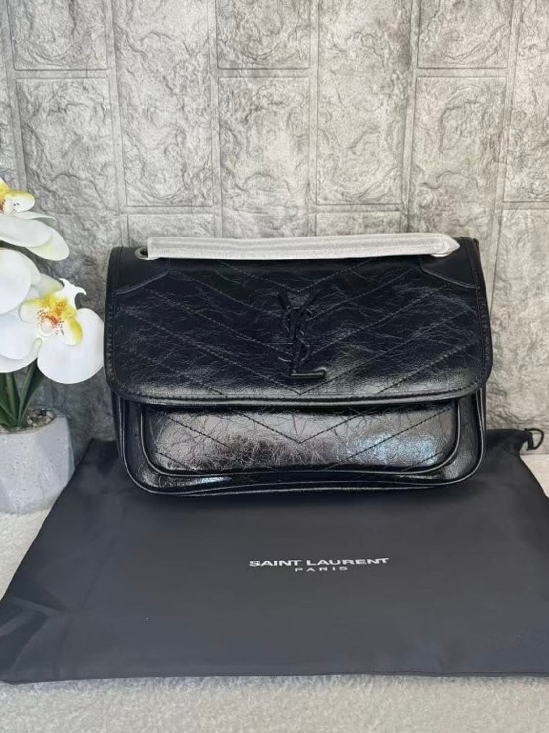 입생로랑 니키백 미디움 상품이미지2