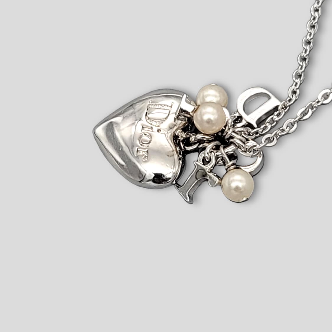 디올 로고하트 진주 참 목걸이 상품이미지5