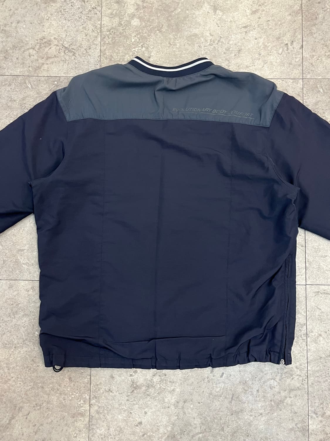 아식스 브이넥 웜업 네이비 95 #csz3648 상품이미지7