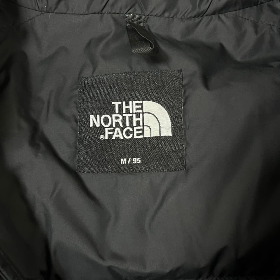 노스페이스 눕시 하이브리드 다운 볼 유광 패딩 상품이미지5