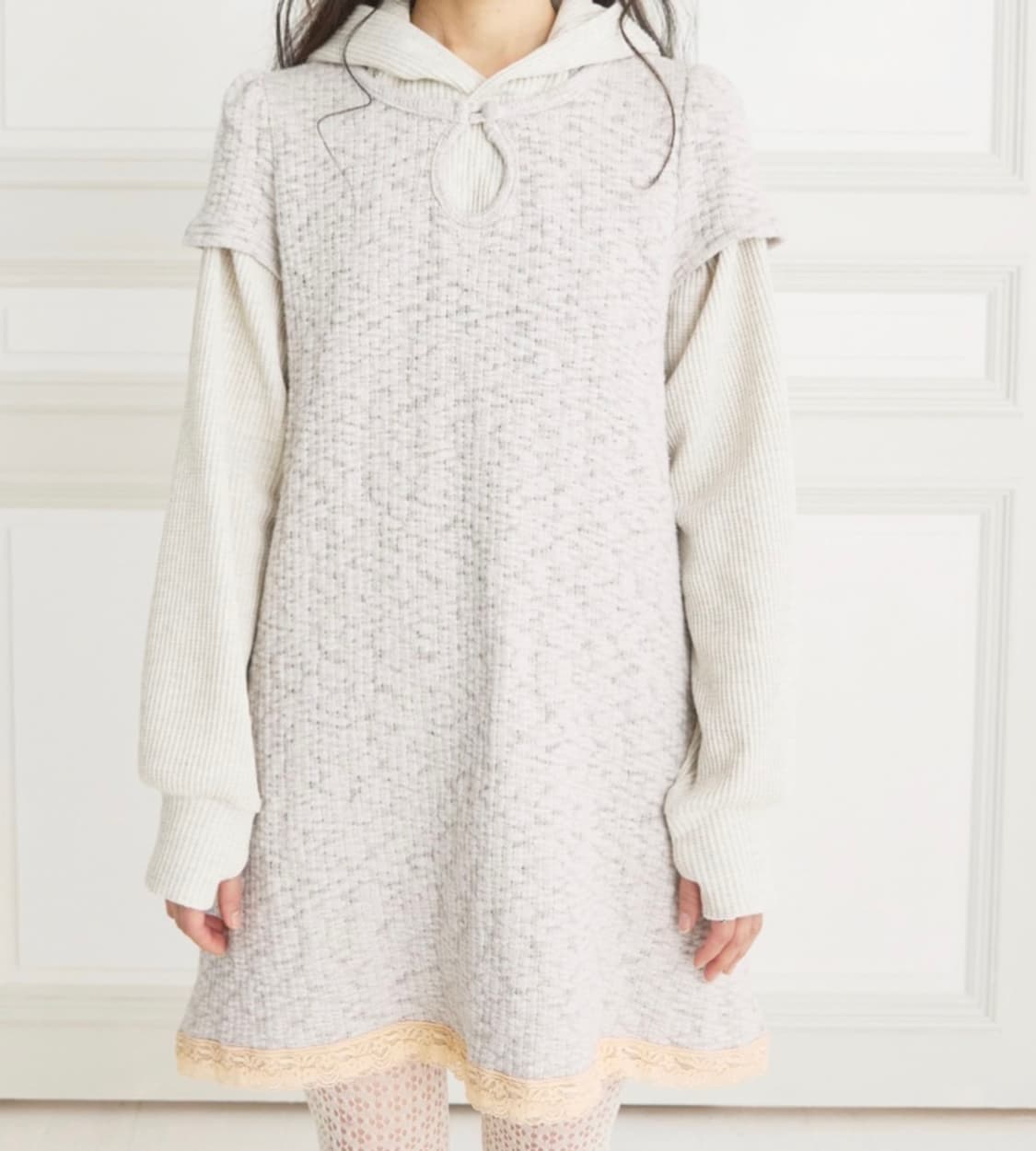 콜로신스 WEIRD DROP TOP DRESS LIGHT GRAY 상품이미지3
