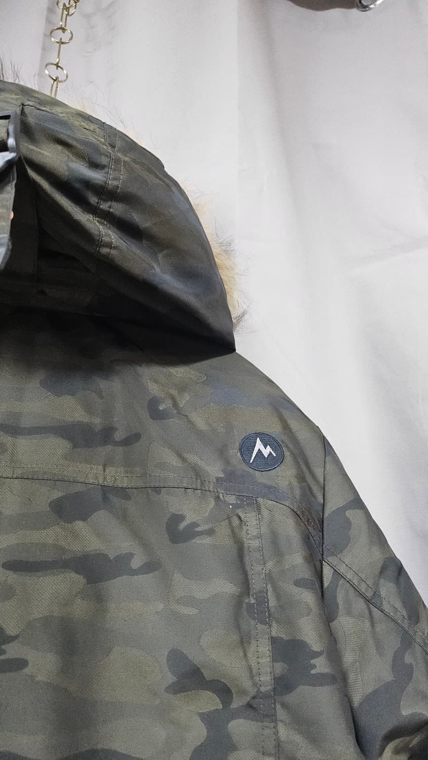 200 마모트  카모 퍼  후드 패딩  상품이미지4