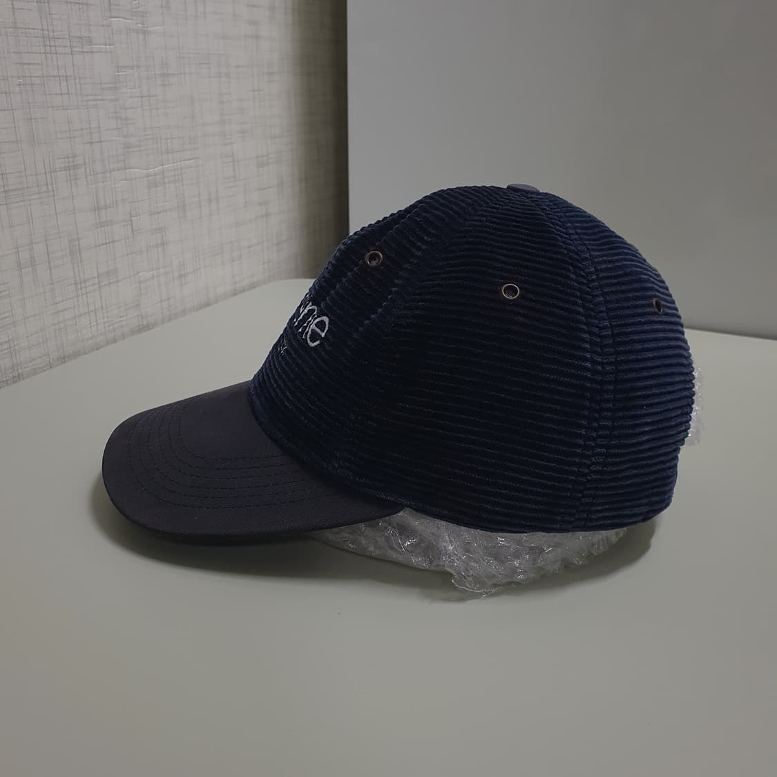 OS) 슈프림 신형 19FW 코듀로이 볼캡 골덴 클래식 로고 6패널 모자 상품이미지3