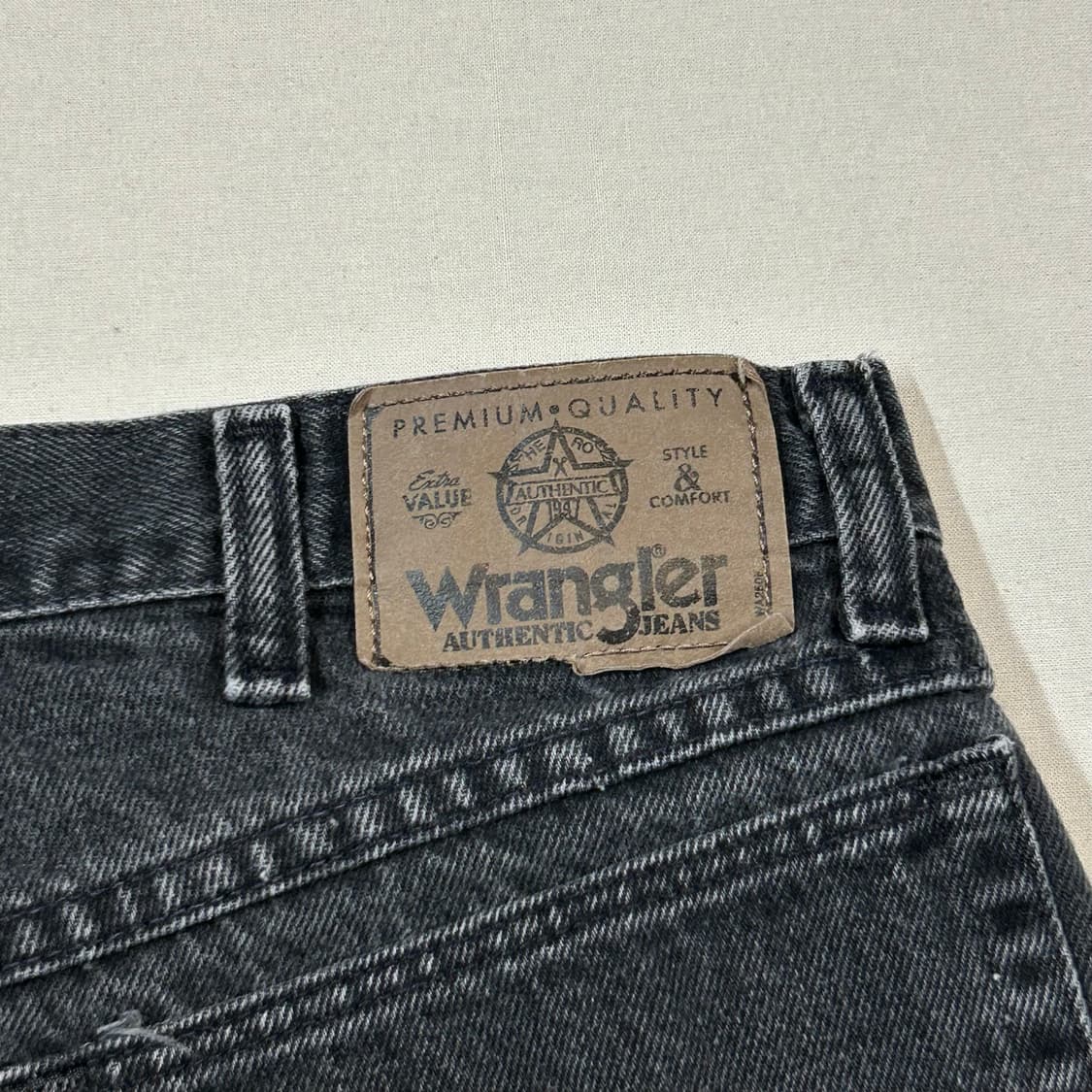 32inch) Wrangler 랭글러 흑청 데님 쇼츠 반바지 상품이미지3