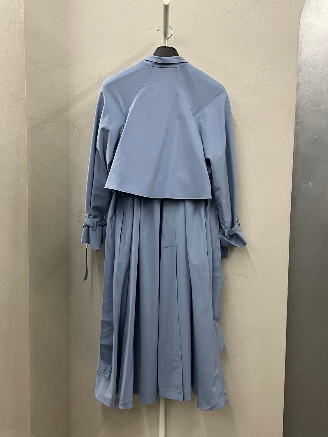 부부의 세계 김희애 착용 드미어 트렌치 코트 블루 FREE 상품이미지7