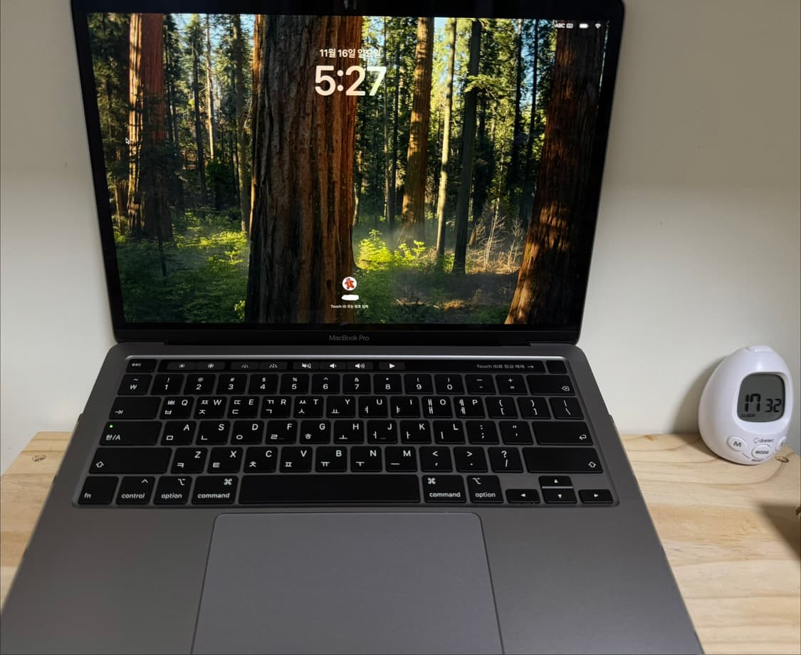 (풀박스)맥북 프로 13 2020 터치바16g  + 정품젠더등 여러구성품 상품이미지2