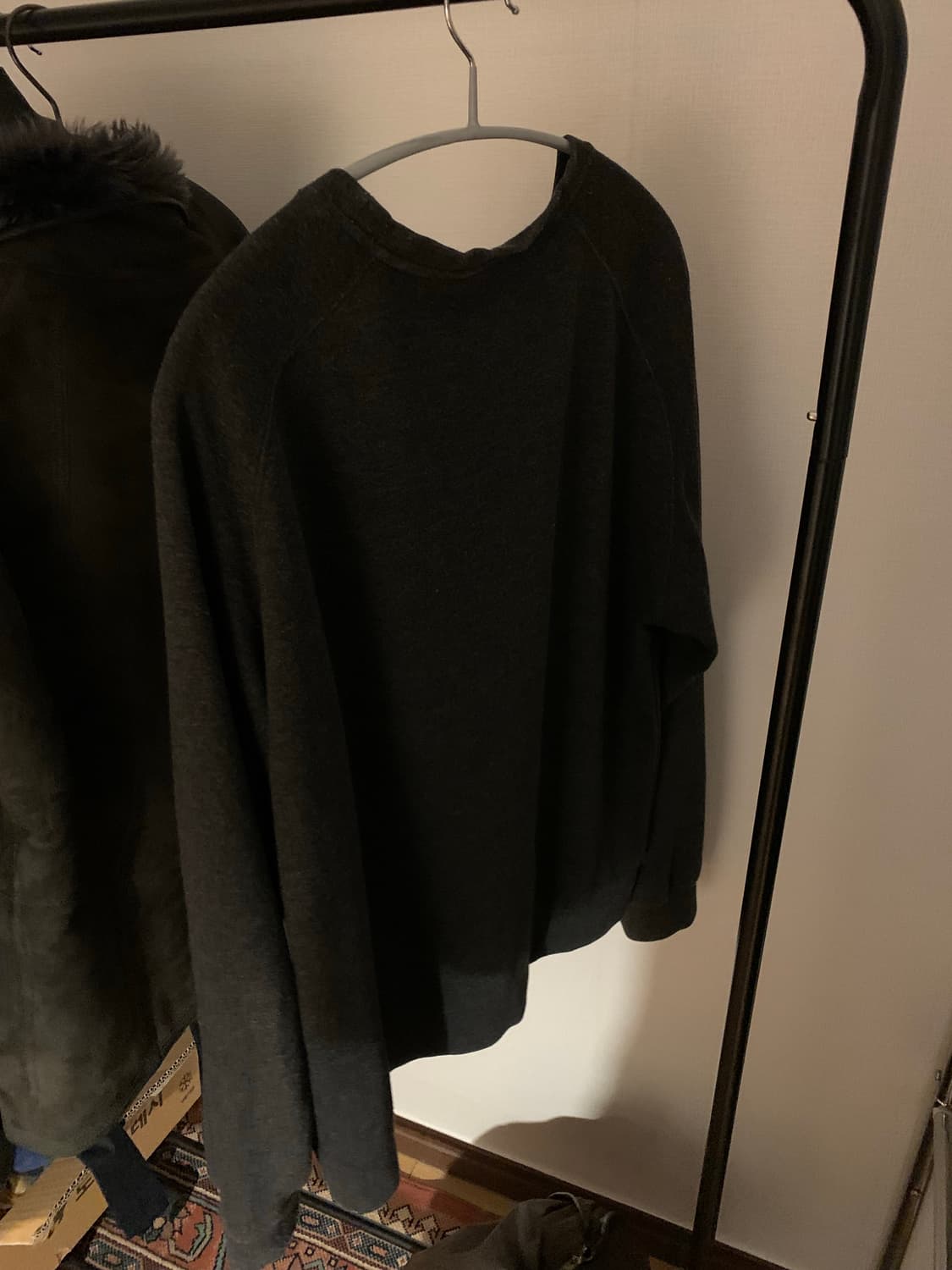 그래픽 롱슬리브 티셔츠 상품이미지2