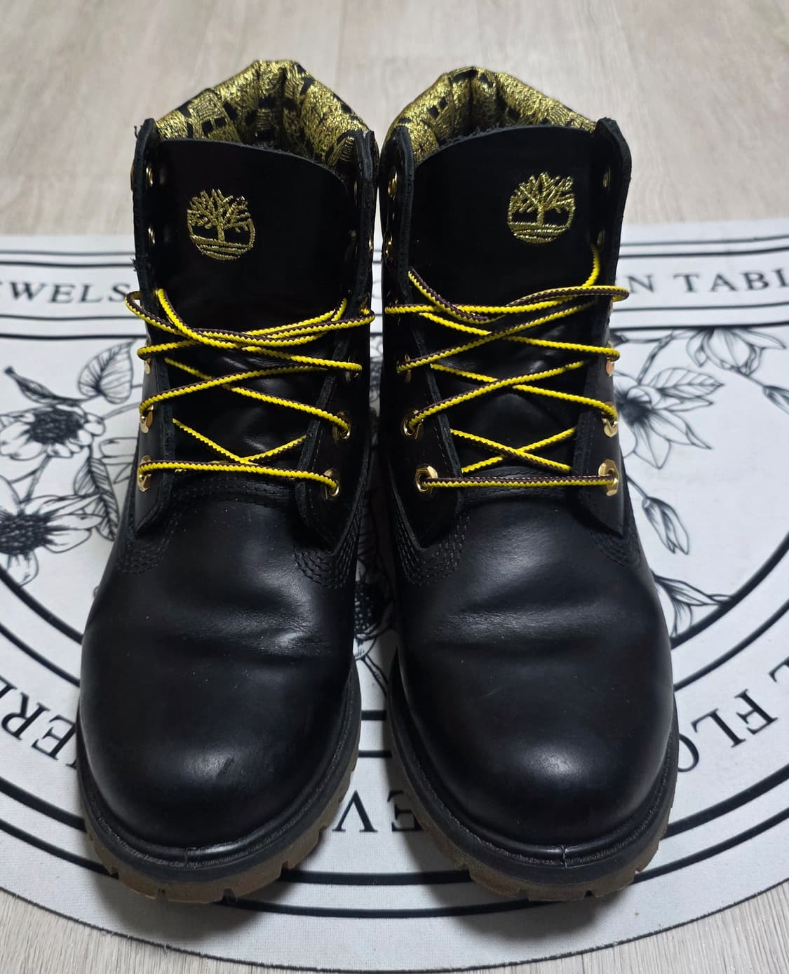 팀버랜드 6인치 여성 블랙부츠(230) 상품이미지4