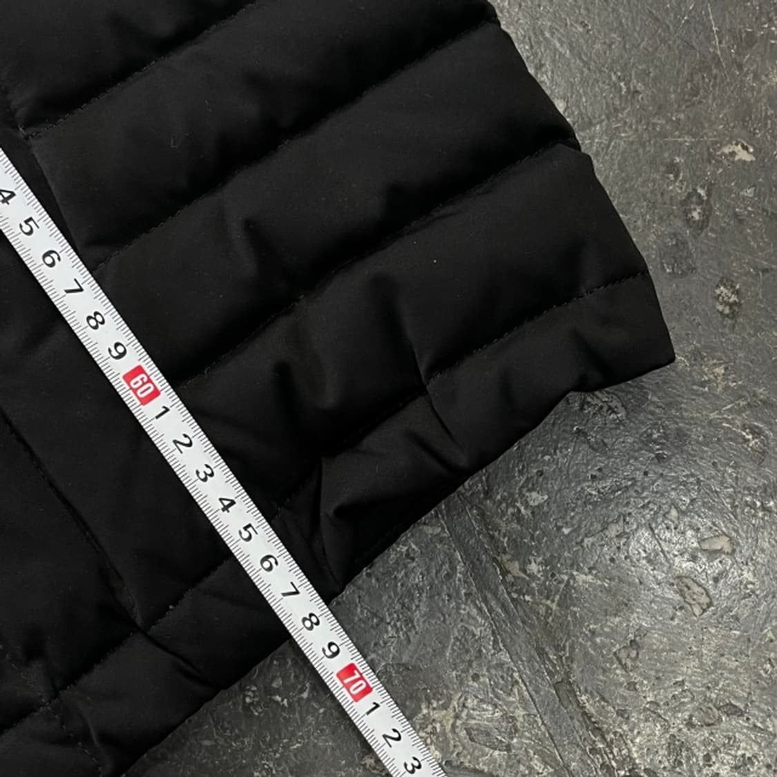 100 휴고보스 경량 패딩  상품이미지9