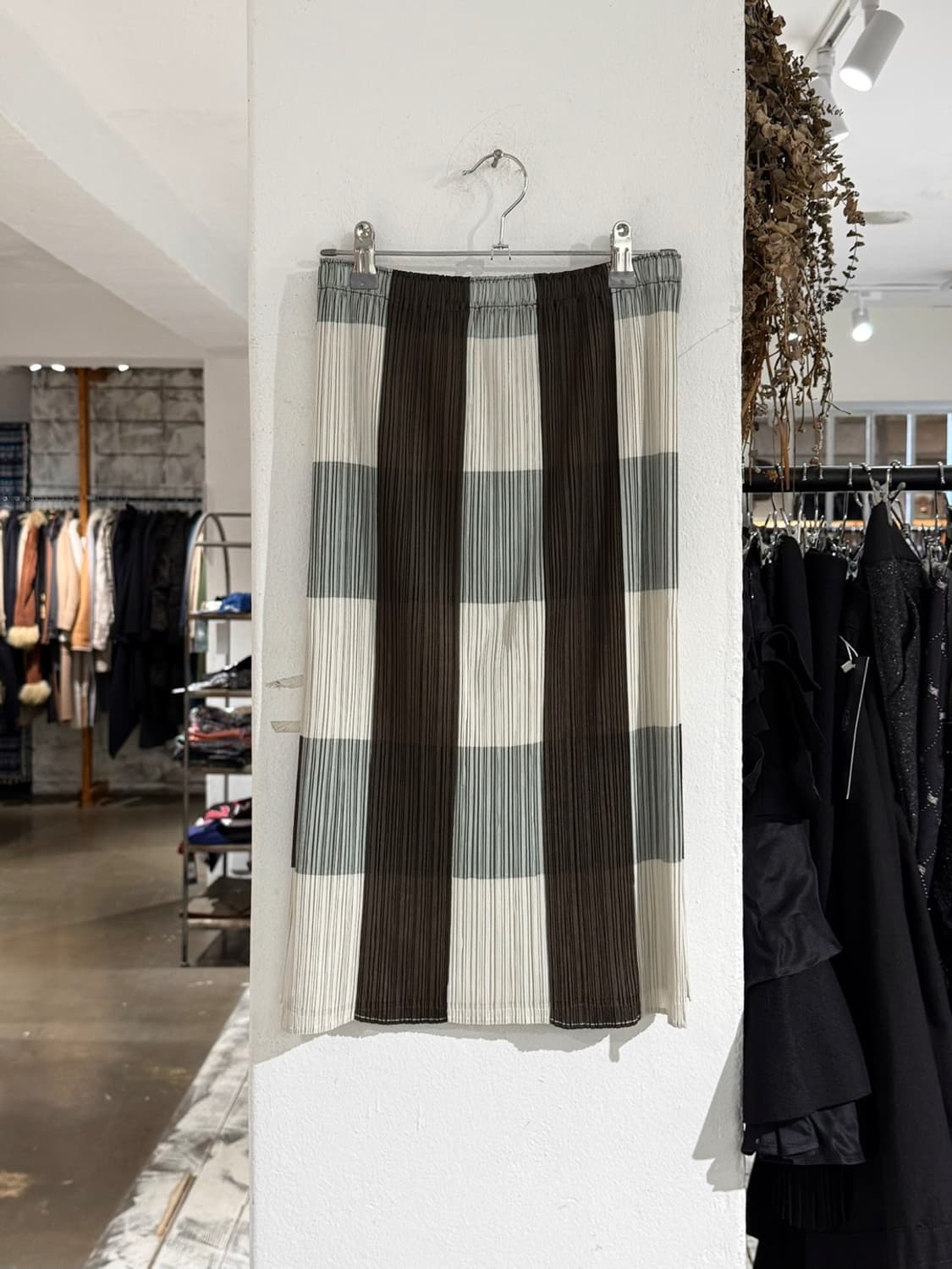  플리츠 플리즈 민트 브라운 스트라이프 배색 탑 스커트 셋업 상품이미지4