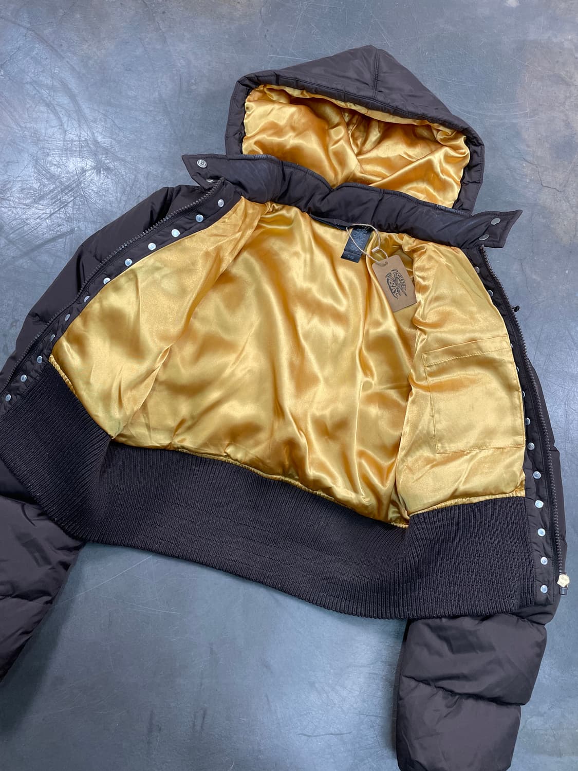 DKNY Y2k 크롭 패딩 상품이미지4