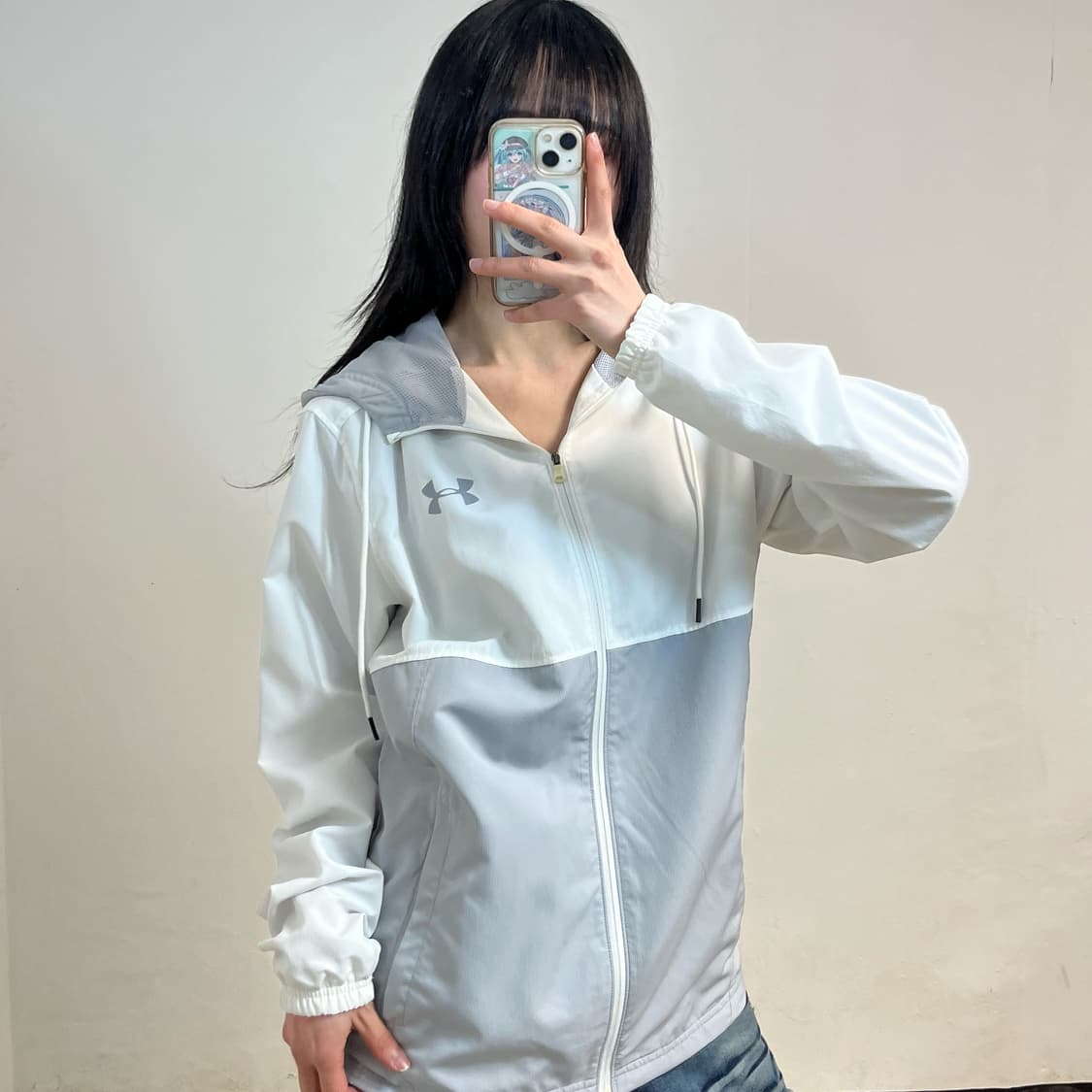Under Armour white windbreaker 상품이미지2
