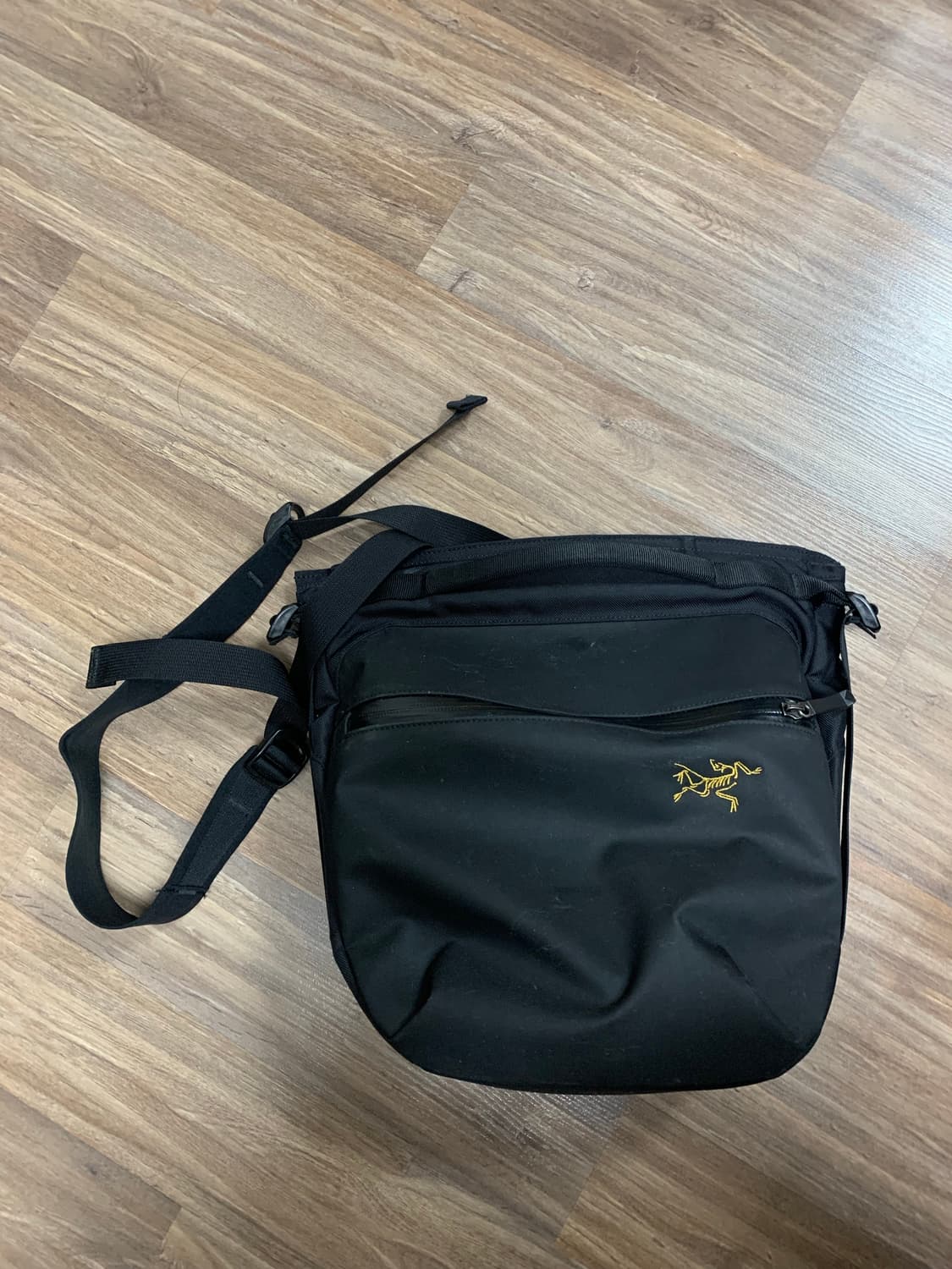 아크테릭스 아로8 상품이미지1