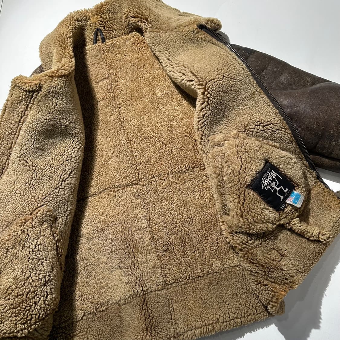 스투시 B-3 램스킨 시어링 무스탕 봄버 자켓 상품이미지10