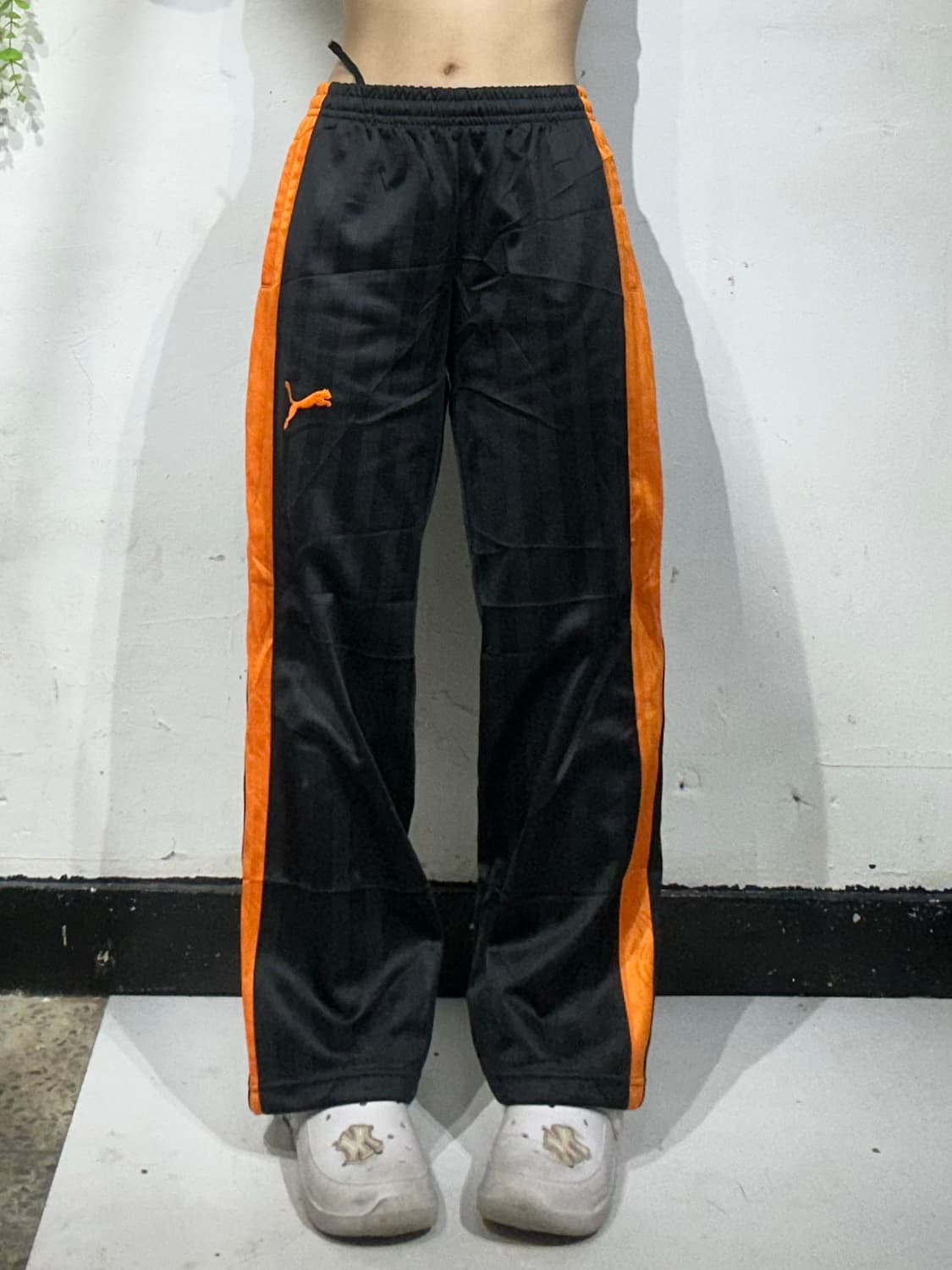 푸마 블랙 오렌지 사이드 라인 와이드 팬츠 S 상품이미지2