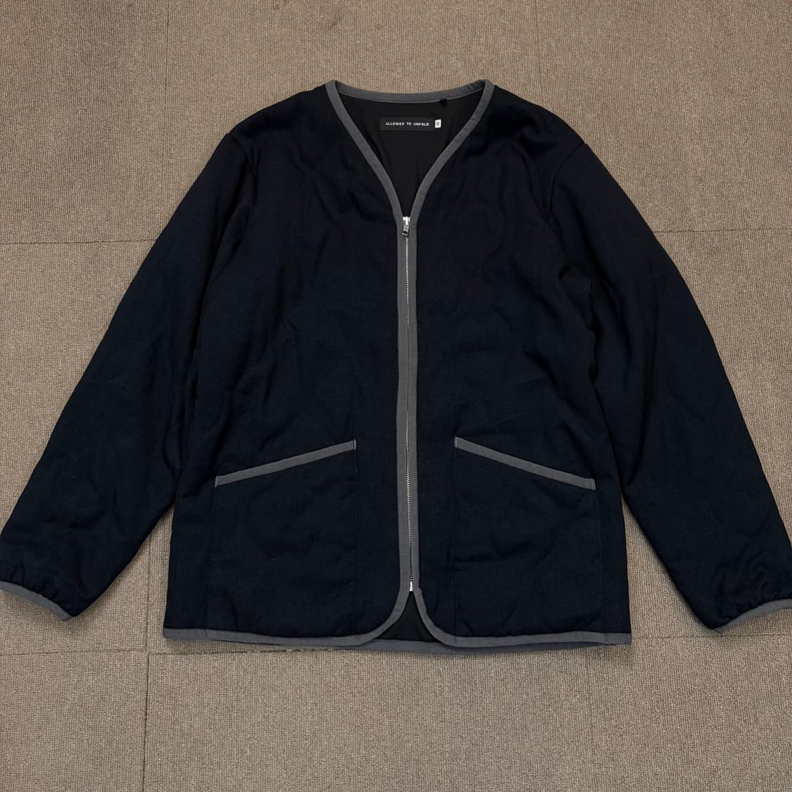 ALLOWED TO UNFOLD japan 퀄팅 논카라 내피 자켓  상품이미지1