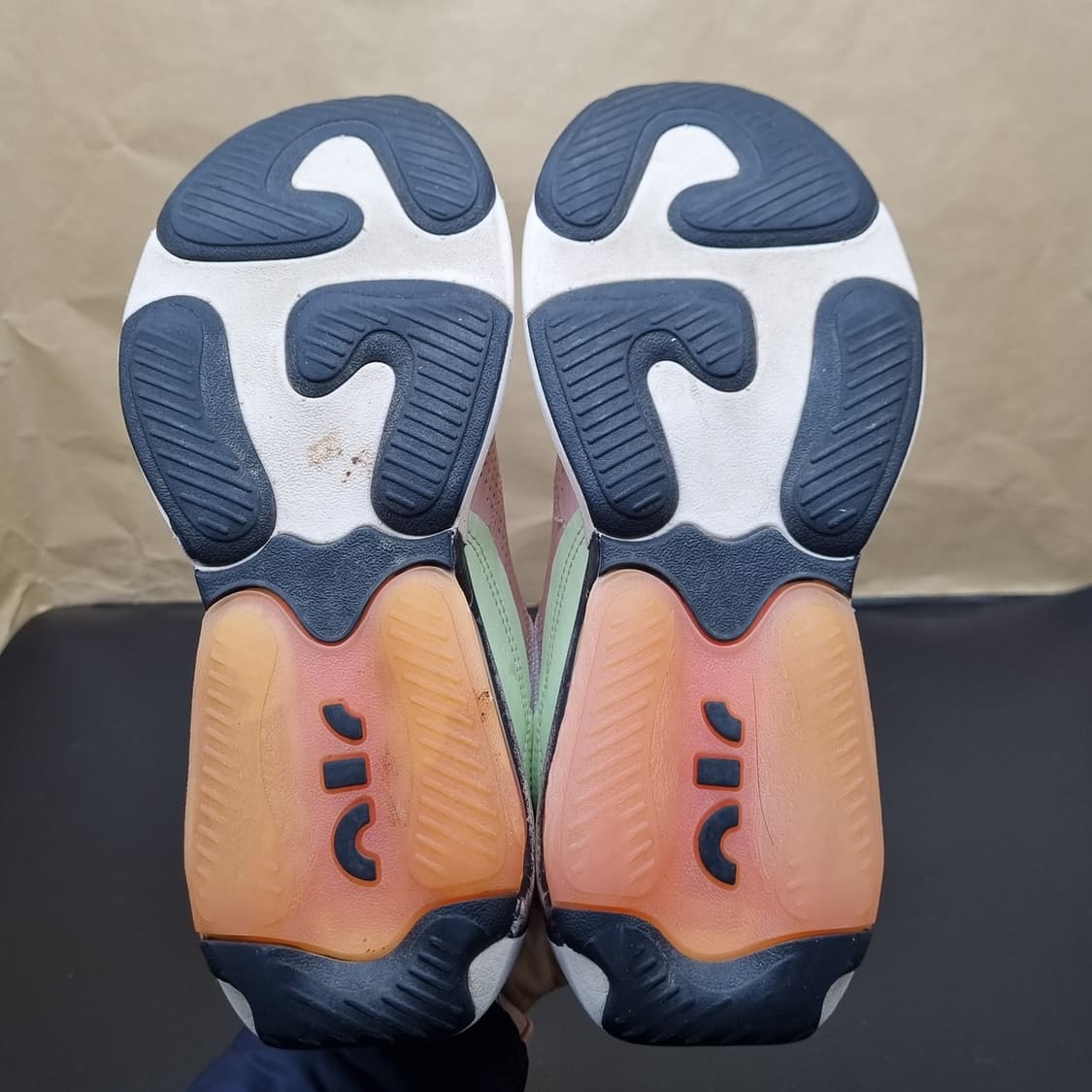 나이키 에어맥스 베로나 여성운동화230 상품이미지3