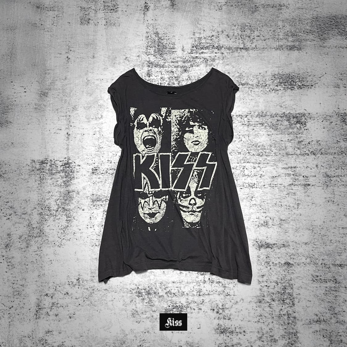 kiss 00s graphic sleeveless  상품이미지1