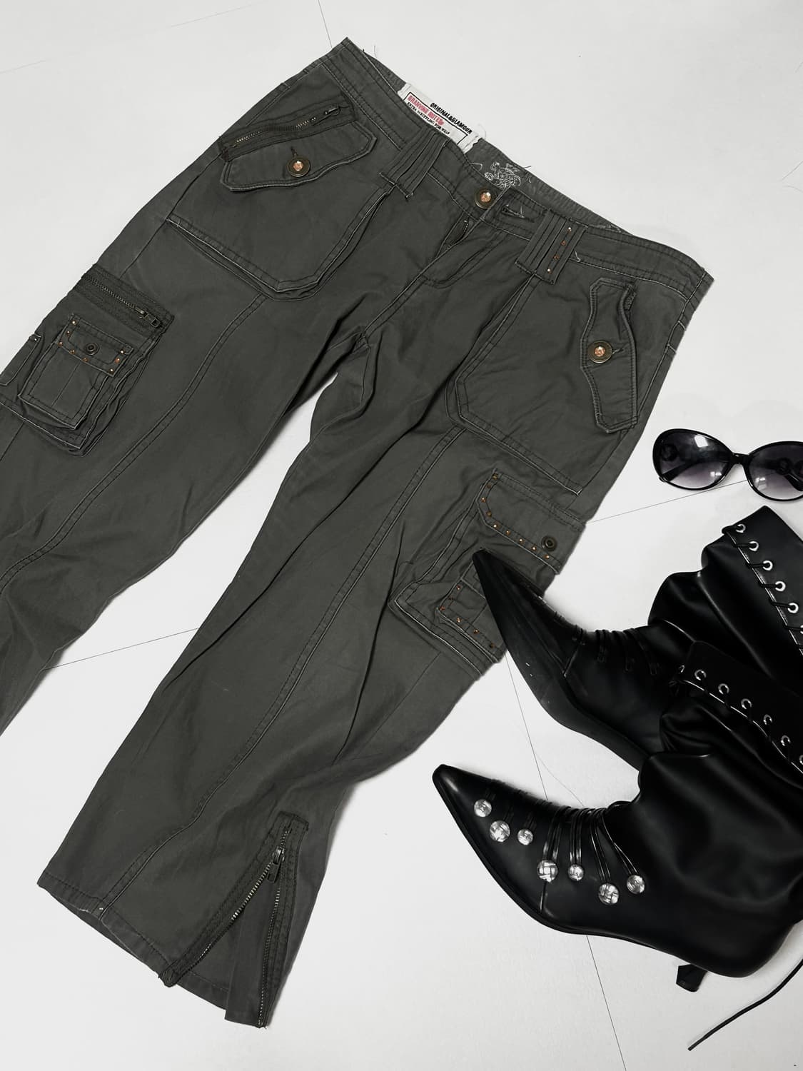 빈티지 y2k  갸루 펑크 7부카모그레이 팬츠 상품이미지1