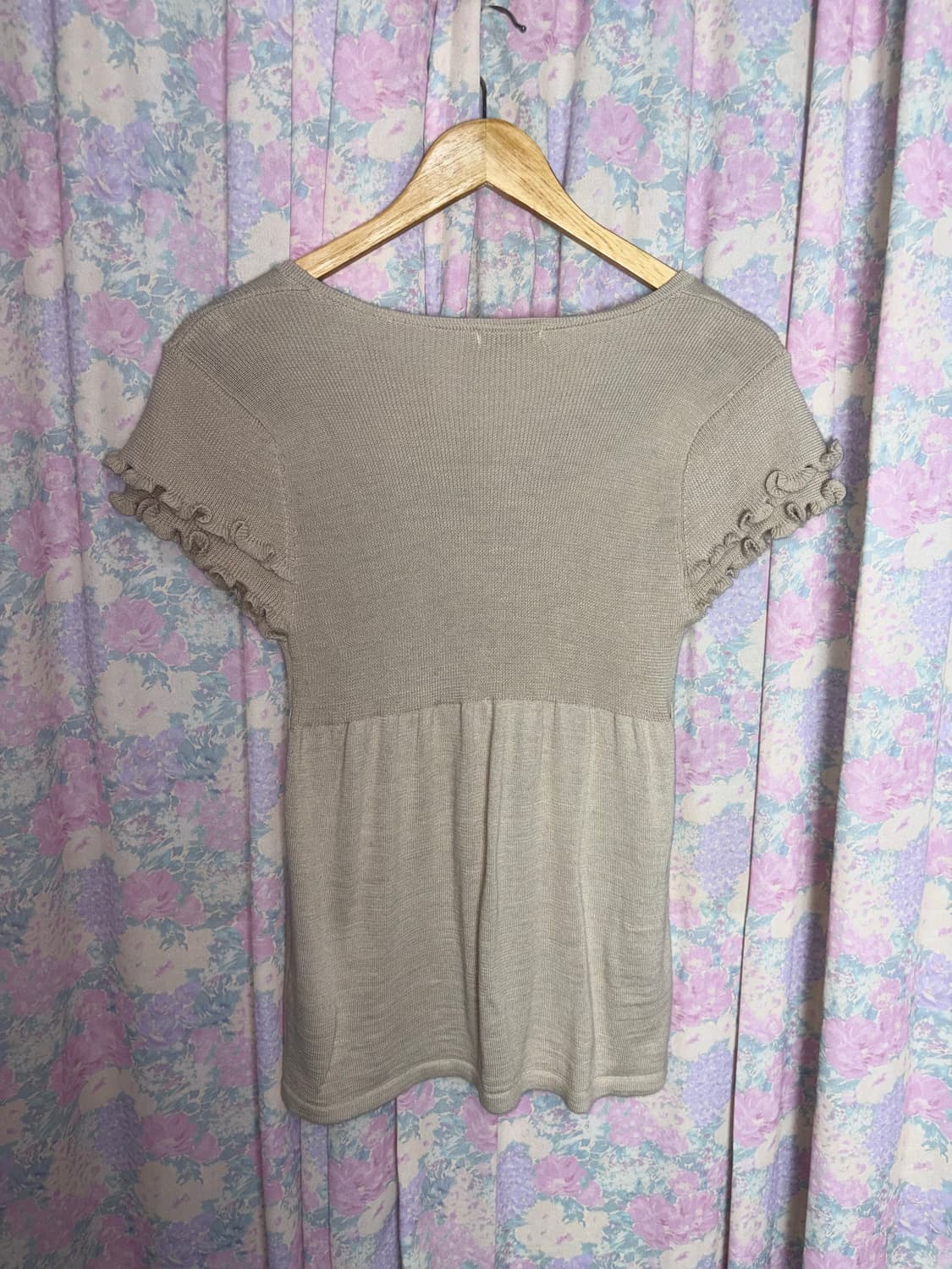 베이지 프릴 반소매 니트 상품이미지8